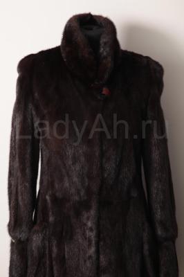 Стильное норковое пальто-баллон с накладными карманами, цвет горький шоколад.