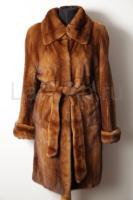 Норковое пальто, воротник апаш, цвет коньячно-золотой