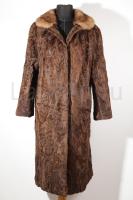 Изысканное пальто из каракульчи с воротником из норки, цвет орех.