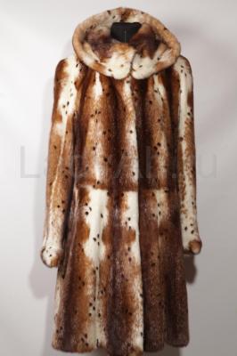Норковая шуба эксклюзивной расцветки, с капюшоном. Трапеция.