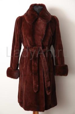 Пальто из стриженного бобра, отделка норка, цвет бордо, Италия.