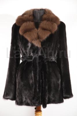 Стильный норковый полушубок с воротником из куницы, цвет черный бриллиант.