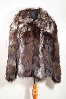 Стильный полушубок из чернобурки. 