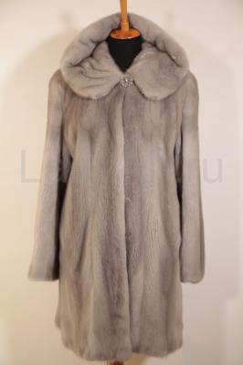 Норковая шуба с капюшоном, цвет сапфир. 