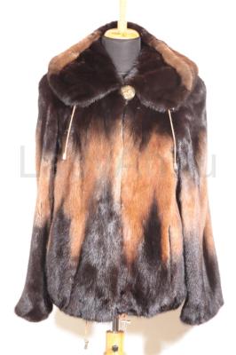 Практичный норковый полушубок с капюшоном, переход цвета. Автоледи.
