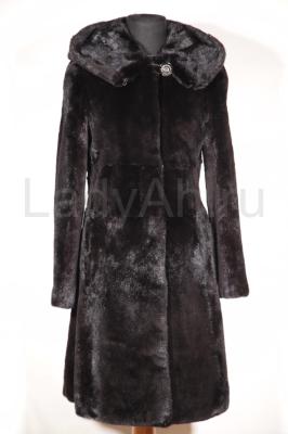 Норковая шубка с капюшоном, полустрижка, цвет черный бриллиант. 