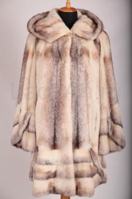 Роскошная норковая шубка с капюшоном, бабочка, крестовка. 