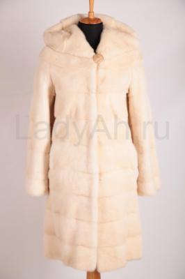 Норковая шуба с капюшоном в шикарном мехе, цвет шампань. 