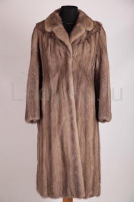 Норковая шуба, цвет silver.