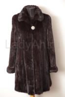 Норковая шубка, фасон пальто, слегка расклешенное