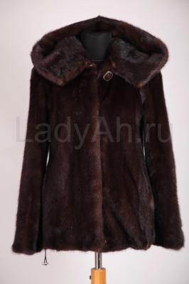 Норковый полушубок с капюшоном, цвет горький шоколад.