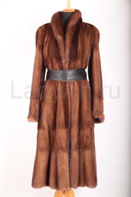 Роскошная норковая шуба с воротником из соболя, цвет орех.