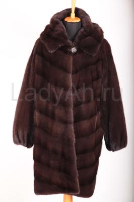 Изумительная норковая шуба с капюшоном в шикарном мехе, диагональ, цвет махагон.