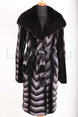 Стильная шуба из кролика рекса с капюшоном из норки. 