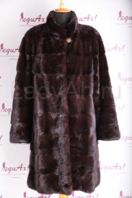 Норковая шуба, цвет махагон.