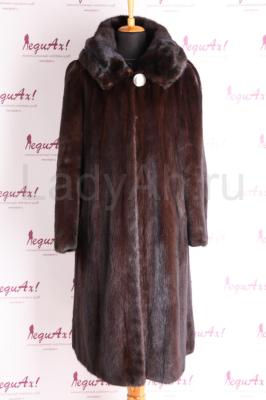 Классическая норковая шуба с капюшоном, цвет махагон.