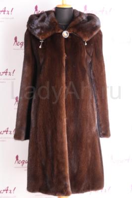 Норковая шуба с капюшоном, цвет махагон в шикарном мехе.
