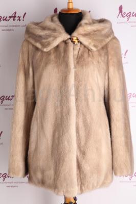 Норковый полушубок с капюшоном, цвет колотый лёд.