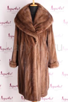 Норковая шуба с королевским воротником, цвет орех.