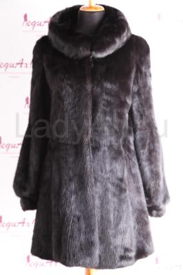 Норковый полушубок с капюшоном, трапеция, цвет черный бриллиант. 