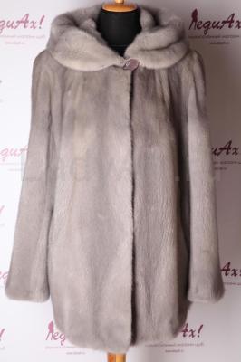 Норковый полушубок с капюшоном, цвет сапфир.