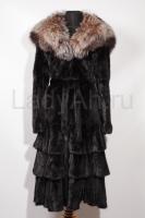 Роскошная норковая шуба с капюшоном из чернобурки.