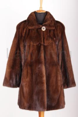 Цельный норковый полушубок цвет орех