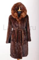 Норковая шуба с капюшоном, отделка соболь, насыщенного цвета коньяк. SAGA FURS.