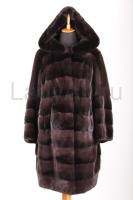 Норковая шуба с капюшоном в аукционном мехе, переход цвета