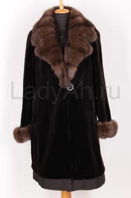 Изысканное норковое пальто из стриженной норки, с отделкой из соболя