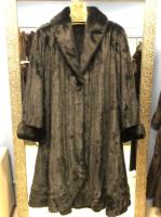 Длинная норковая шуба, длина 125 см, роспуск, трапеция, цвет черный бриллиант